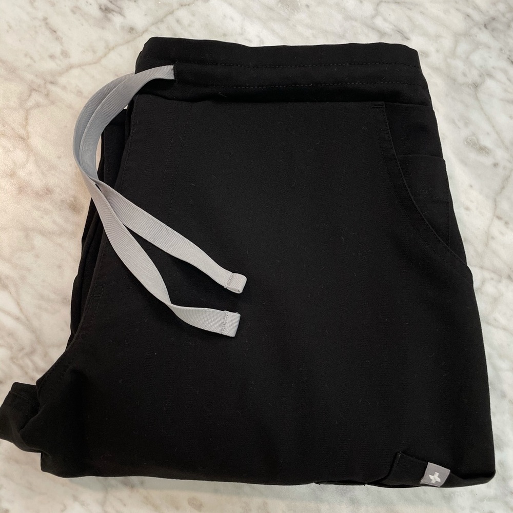 Figs Yola Skinny Scrub pants